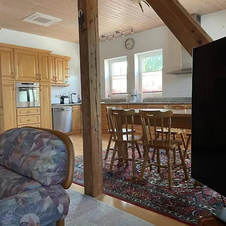 Monteurwohnung Und * Altlandsberg